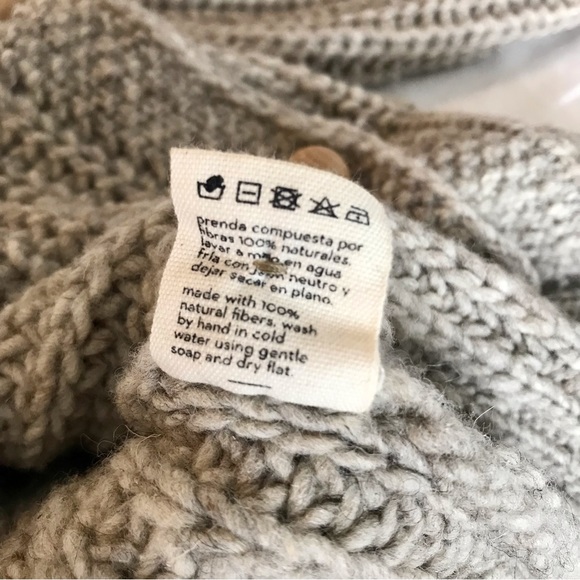 *SOLD* Babaa No. 5 Wool Cardigan 🐑 - Picture 11 of 11